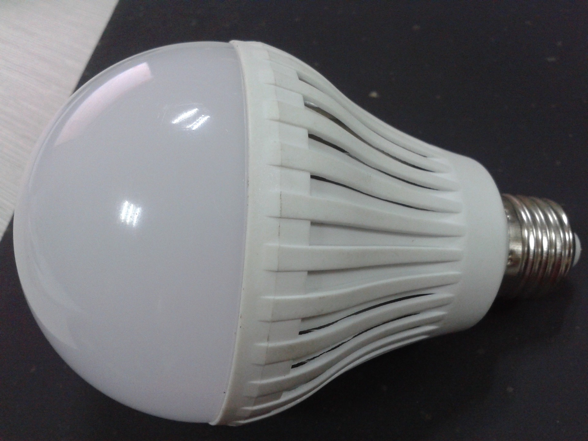 【[廠家直銷(xiāo)]現(xiàn)熱賣(mài) LED5730貼片9W塑膠球泡燈 LED球泡】?jī)r(jià)格,廠家,圖片,其他室內(nèi)燈具,佛山市南海區(qū)羅村尚仕燈飾廠-